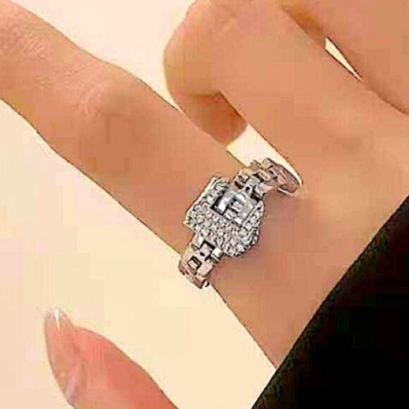 Adjustable Silver Chain Buckle Rhinestone Ring - Picture 12 of 12